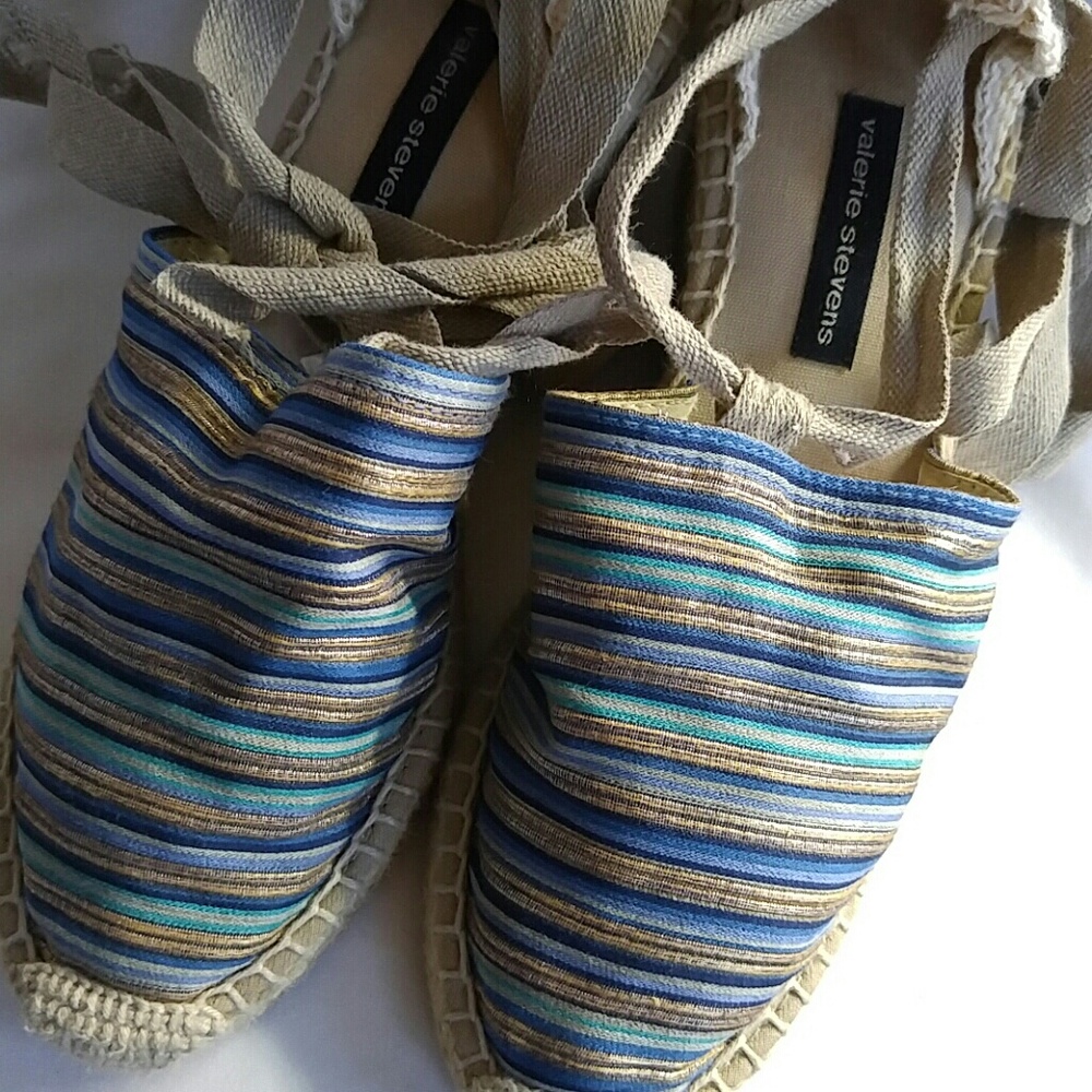 Shoes - Picture 7 of 7